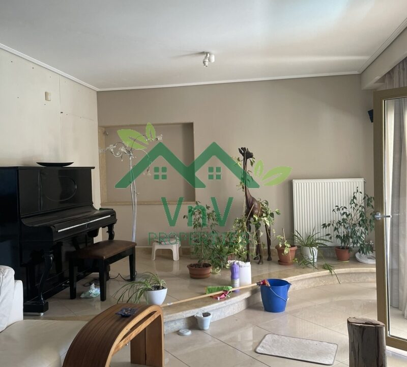 Ενοικιάζεται πανέμορφη μεζονέτα 230τ.μ. στο Μαρκόπουλο