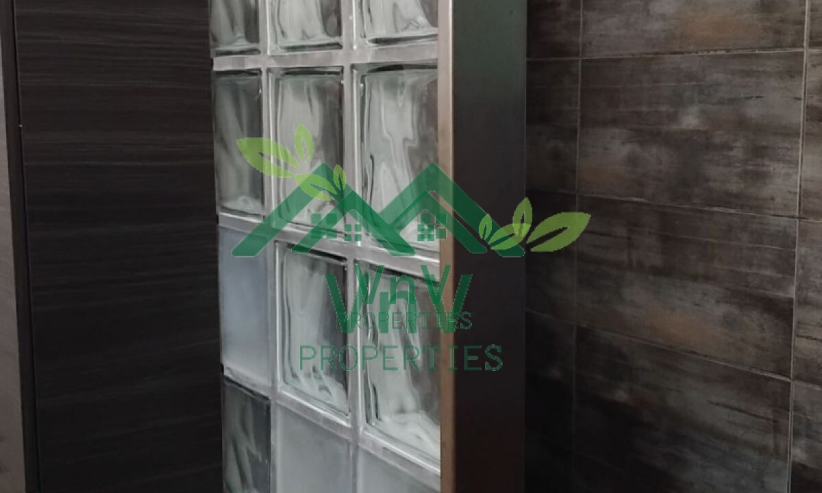 AD505562