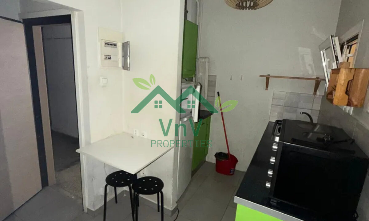 AD542883
