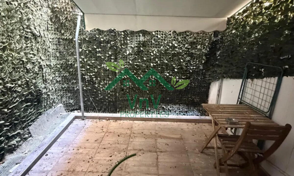 AD548775