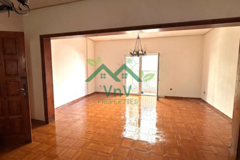 AD558500