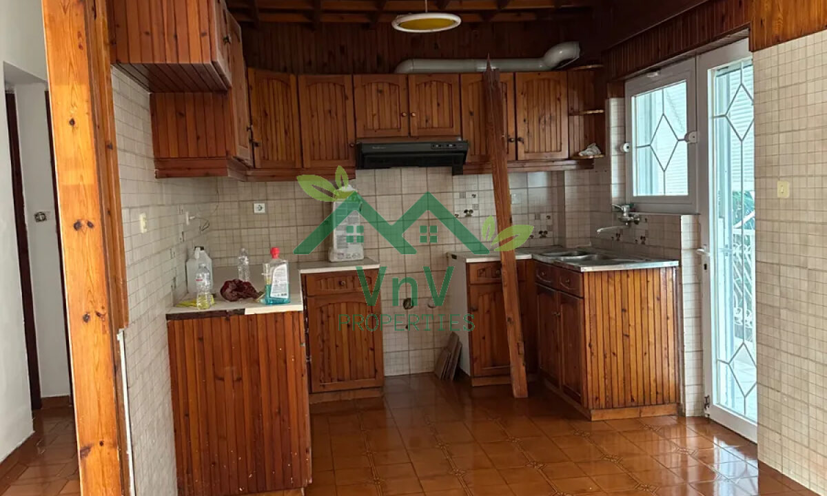AD558544