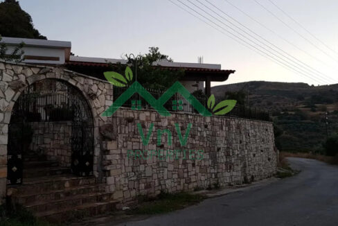 ΠΩΛΕΙΤΑΙ Παραδοσιακή Πέτρινη Κατοικία 186 τ.μ. στην Κουκουναρά Κισσάμου - Χανιά