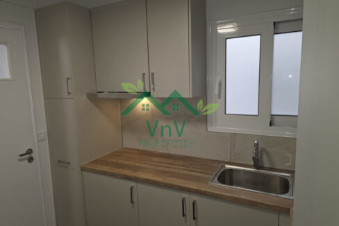 V608230
