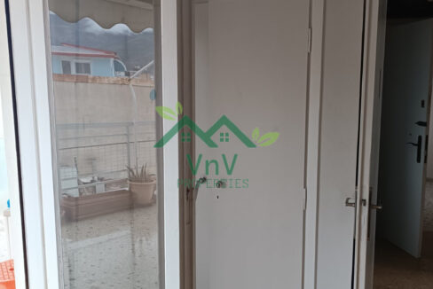 V1082305
