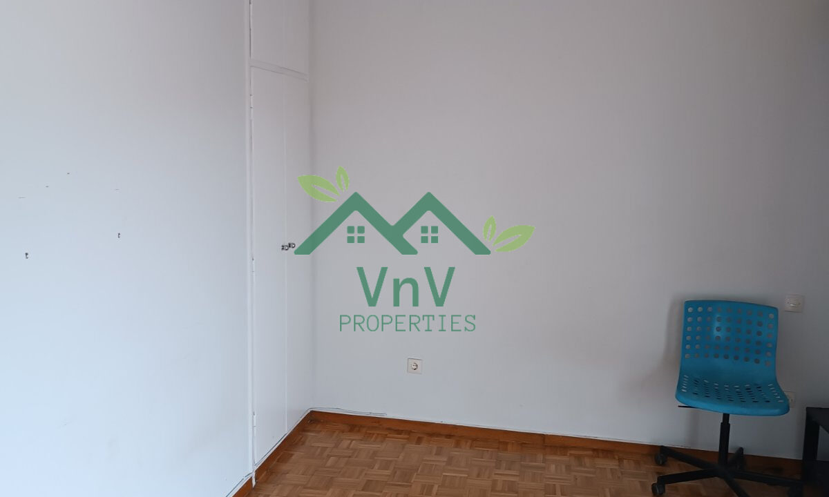 V1085009